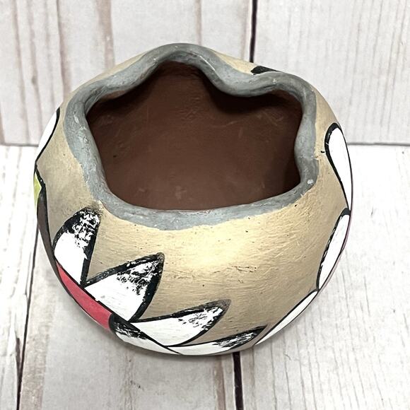 Vintage Jemez Pueblo New Mexico Native American Painted Flower Vase Pottery - Picture 4 of 8